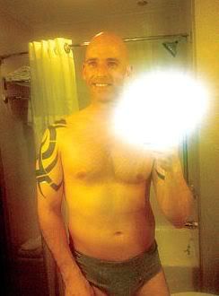 [Image: romney_arizona-gay-sheriff-babeu_underpants.jpg]