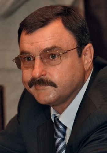 Andrei Guriev, one of the 'Top 16 richest politicians in the world' by China.org.cn.