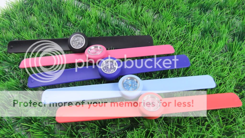   Newly Cute Stylish Childrens Bracelet Snap Fashion Silicone Watch EZF